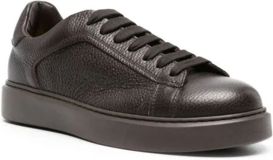 Doucal's grained-leather low-top sneakers Brown