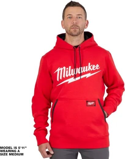 Milwaukee Men's FREEFLEX Logo Pullover Hoodie in Red