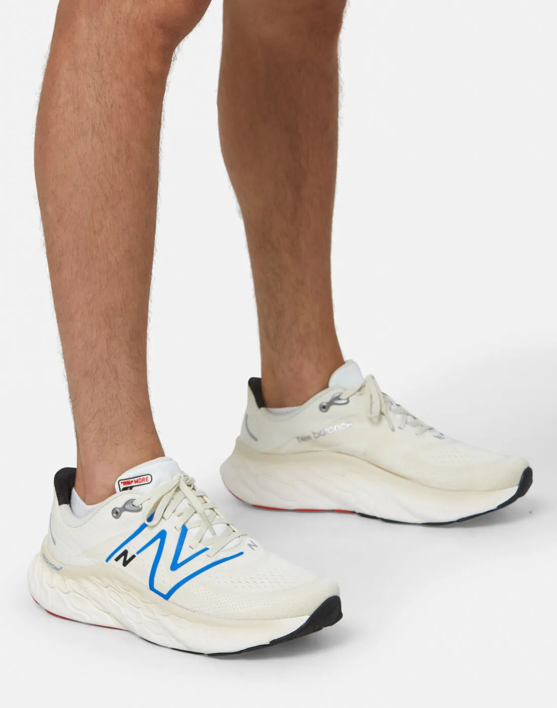 New Balance Mens Fresh Foam X More V4