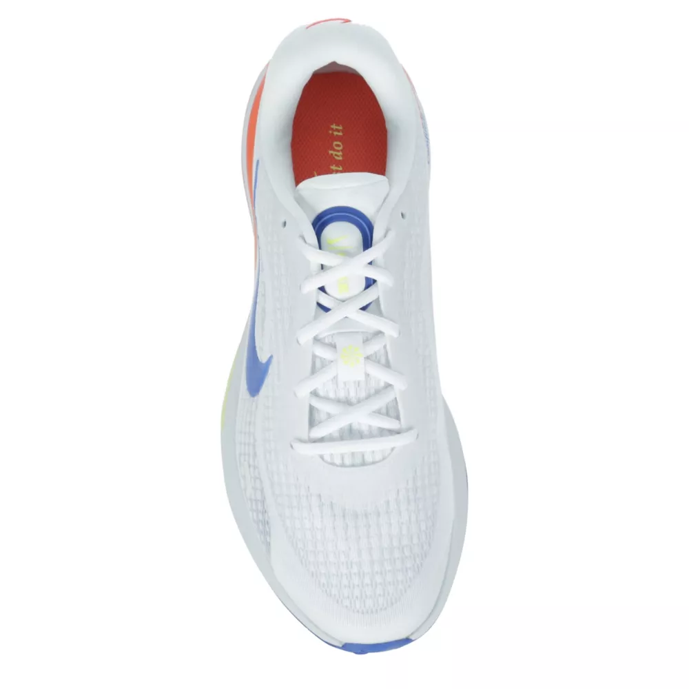 NIKE  MENS JOURNEY RUN RUNNING SHOE