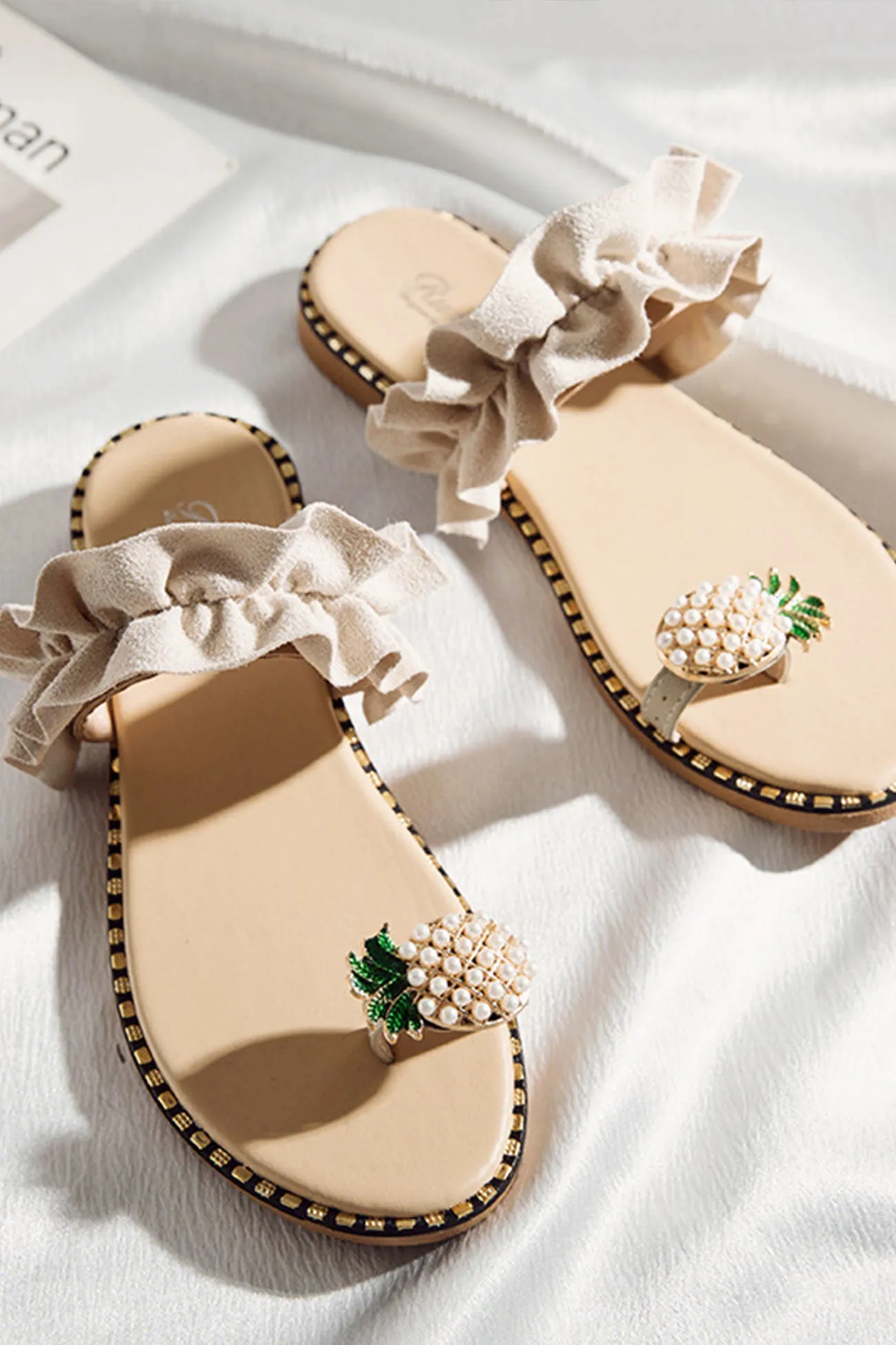 Pineapple Pattern Toe Ring Frill Hem Flip-flop Sandals