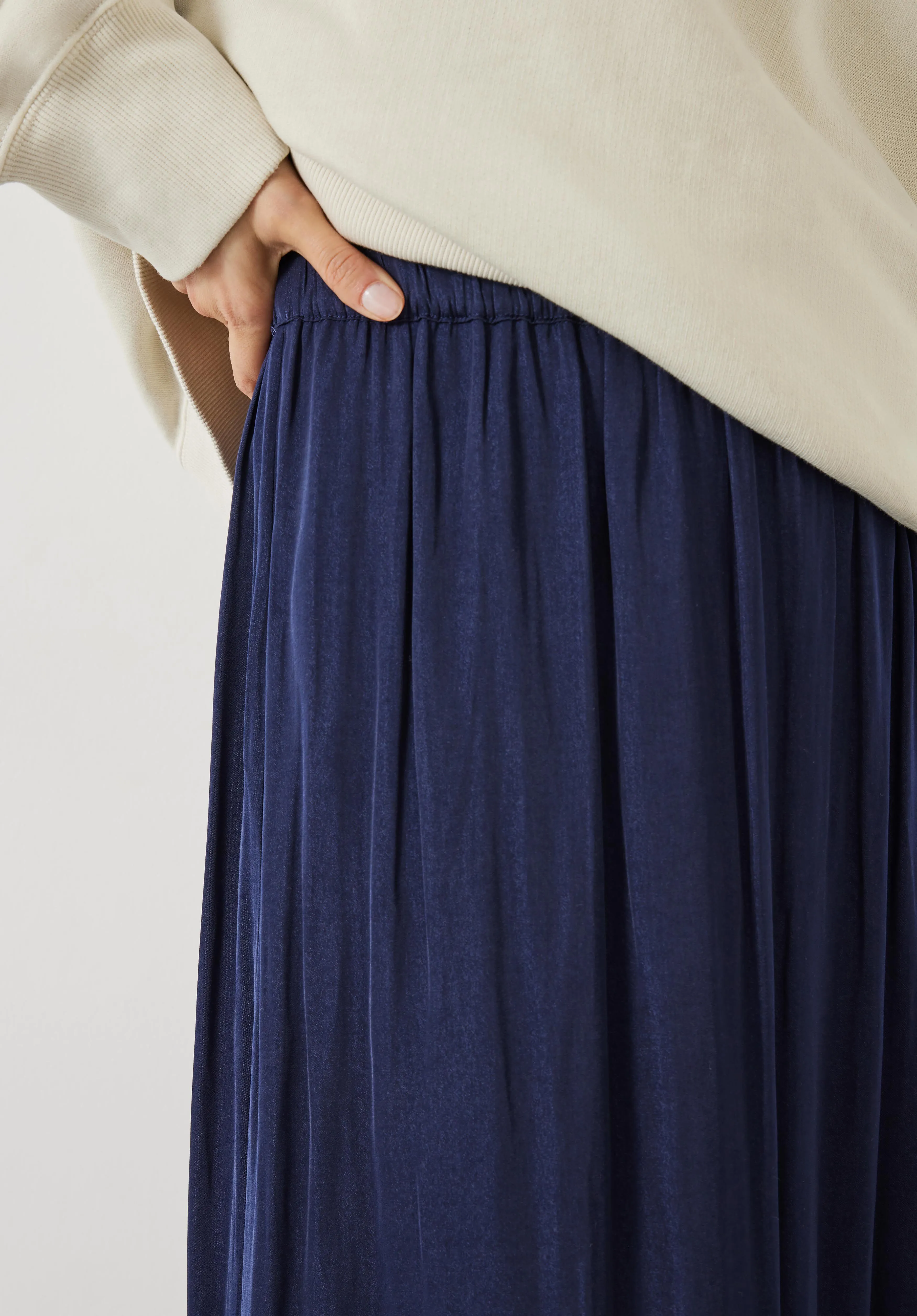 Simmi Wrap Maxi Skirt