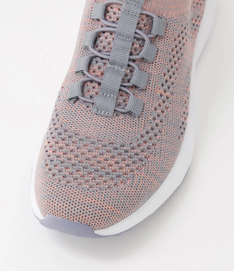 SUPERSOFT Perris Peach Speckle Knit Sneakers