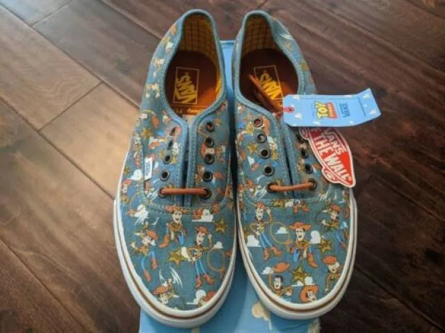 Vans x Toy Story Authentic Woody Print Denim Pixar 4 Sne...