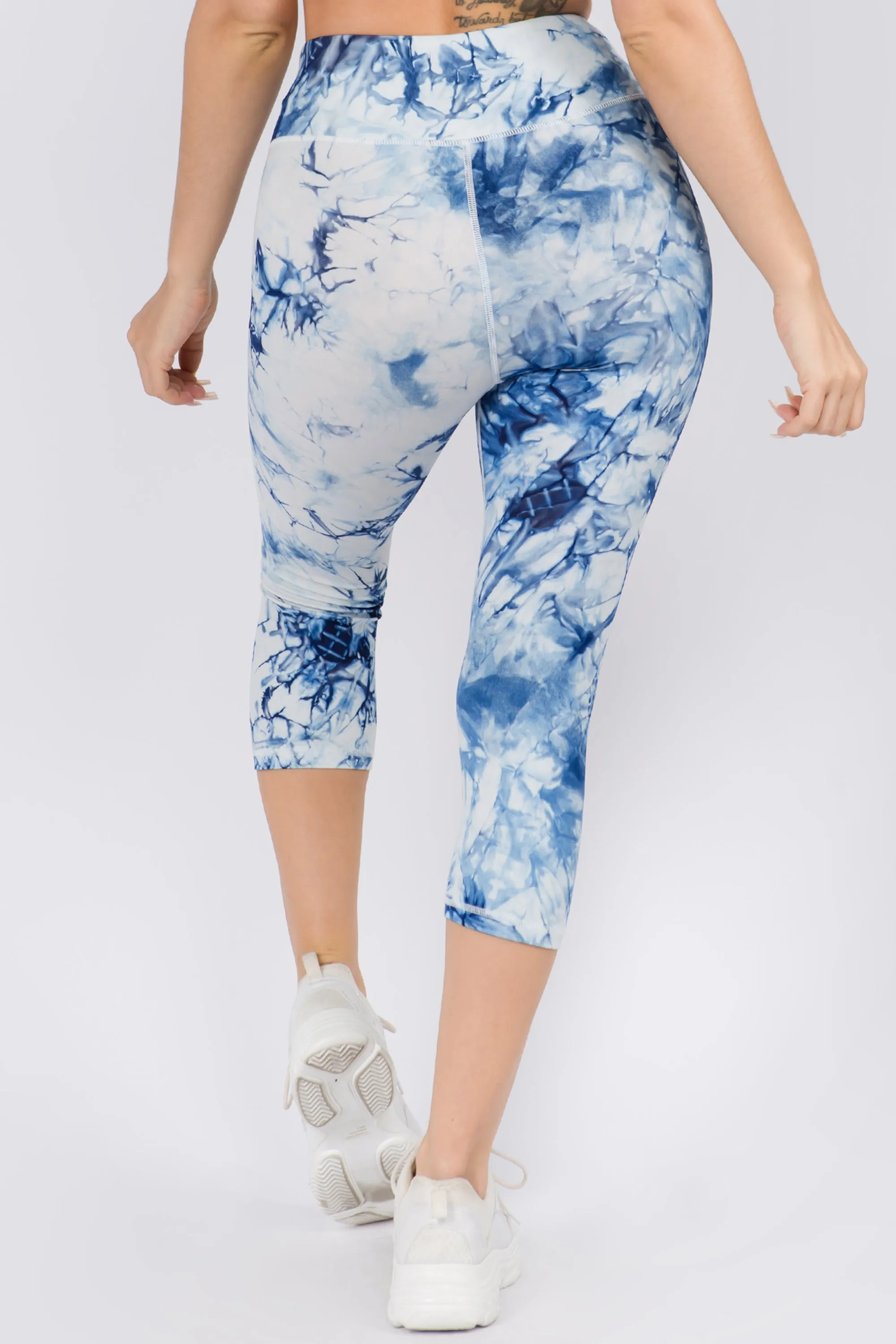 Wild and Free Active Tie-Dye Print Capri Leggings